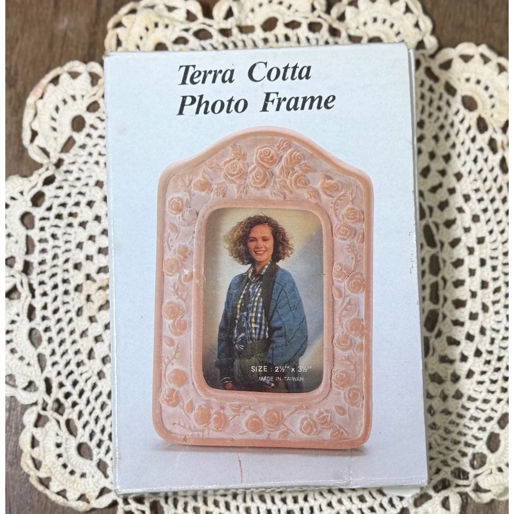 Vintage TerraCotta Whitewashed Rose Frame Pink Cottage Shabby Chic 2.5x3.5 Photo